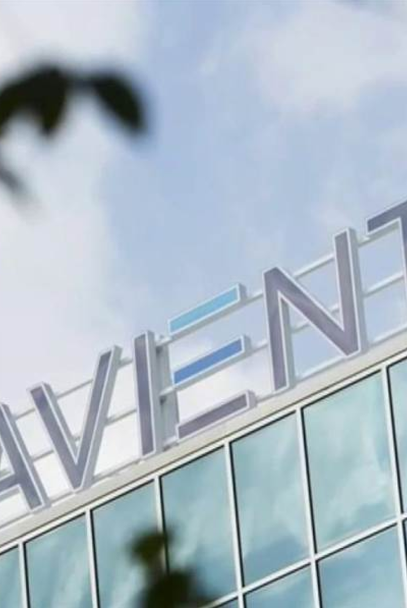 navient sign 800x1194